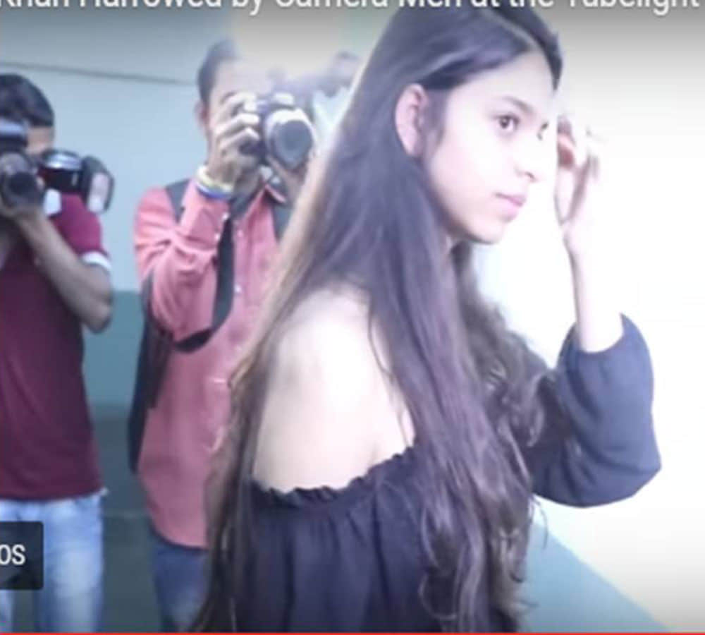 shah rukh khan daughter Suhana Khan can look so charming in shirt dress and slippers