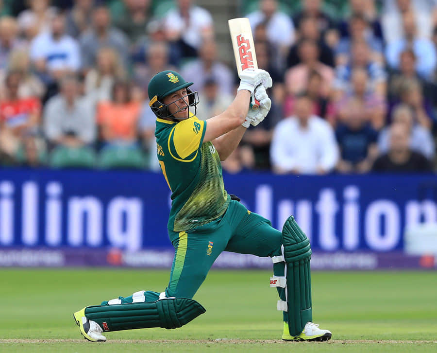 ab devilliers played amazing innings and makes his team into finals of csa t20 challenge