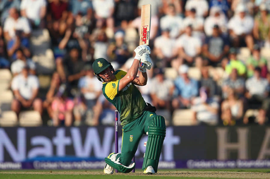 ab devilliers played amazing innings and makes his team into finals of csa t20 challenge
