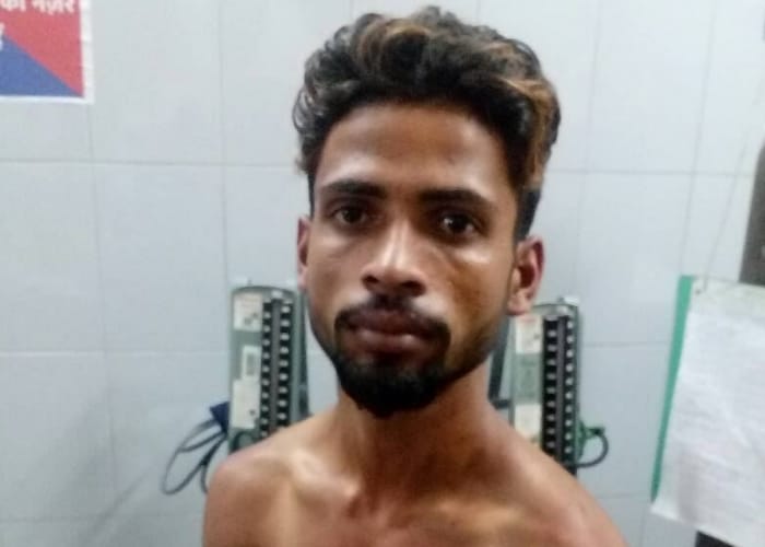 an eve teaser attacked on girl's father in lucknow