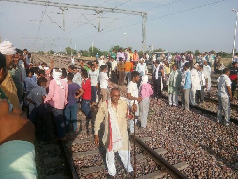 jat agitators getting violent. damage rail track at many place
