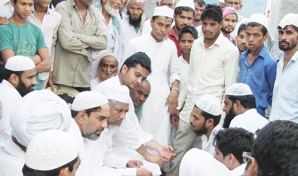 old man whom Junaid had given the seat, stabbed him first in train lynching