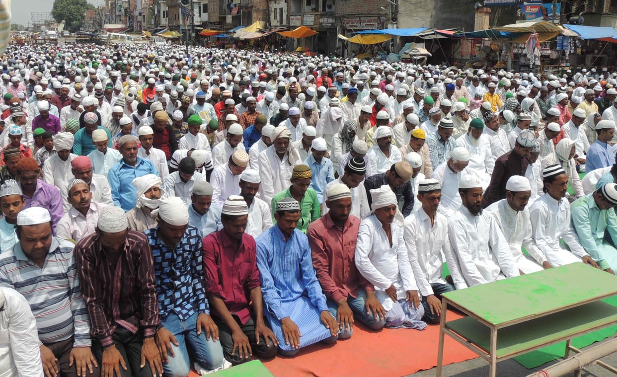 Goodbye to pray for Juma Namaz