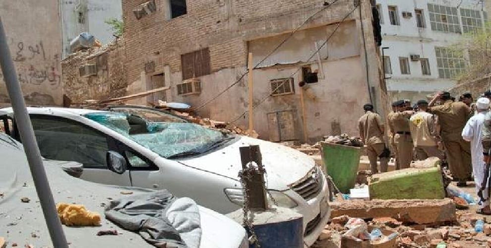 attack on Saudi Makkah Grand Mosque, 11 injured