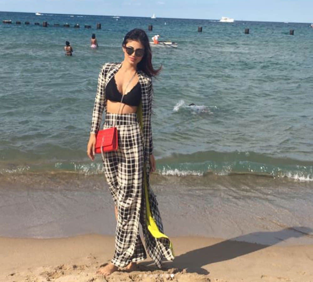 mouni roy mobbed by fans in an event video goes viral
