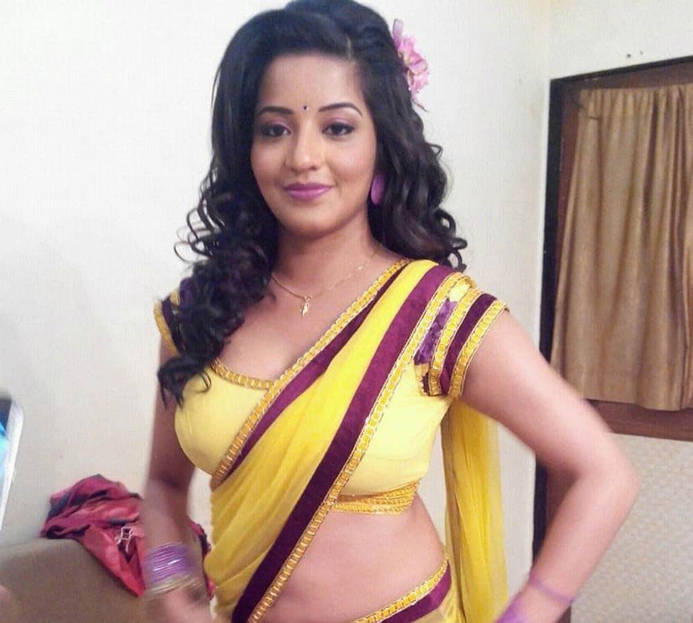 Bigg Boss contestant Monalisa posts seemingly TOPLESS PIC on Instagram