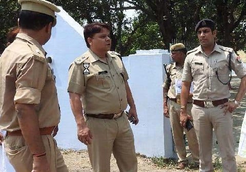 Entry to vehicles on Idgah Road today