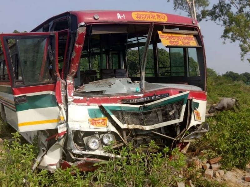 bus accident in itaunga in Lucknow.