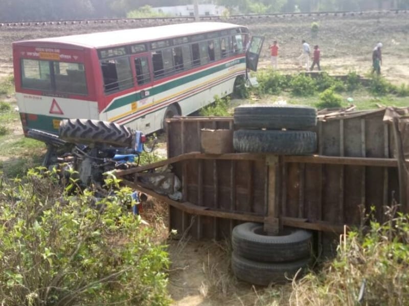 bus accident in itaunga in Lucknow.