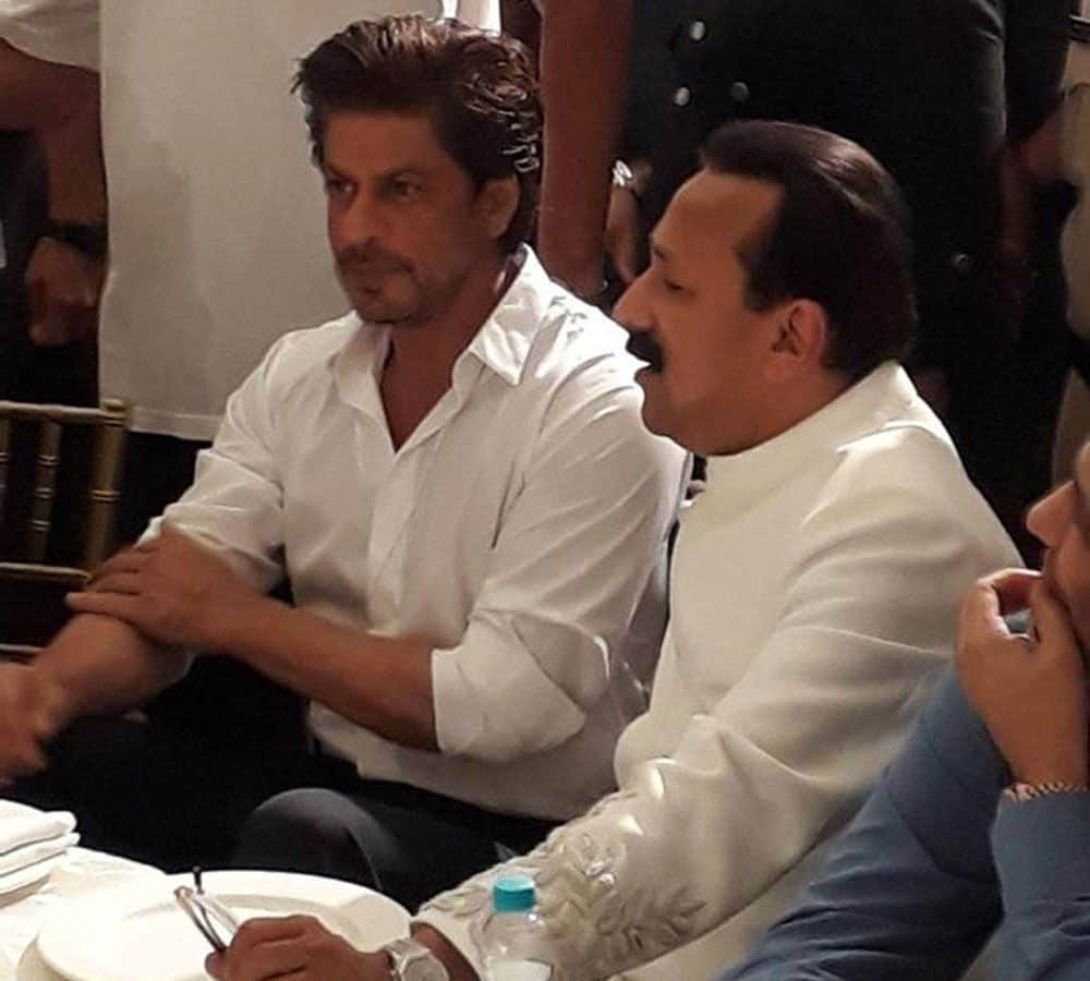 salman-khan-iulia-vantur shah rukh khan and many celebrities attended  baba-siddique-iftar-party-