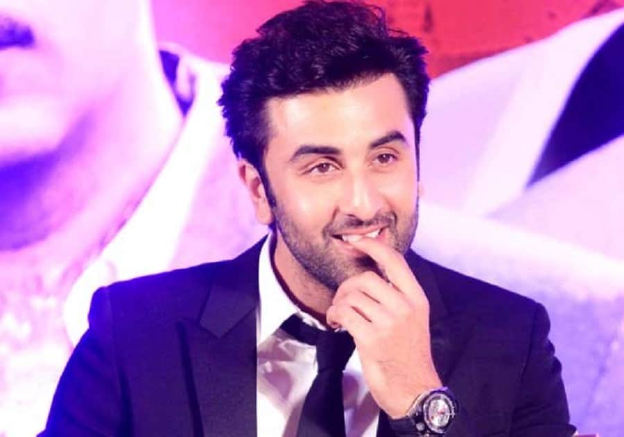ranbir stalks Katrina Kaif on social media via anonymous Instagram accounts 