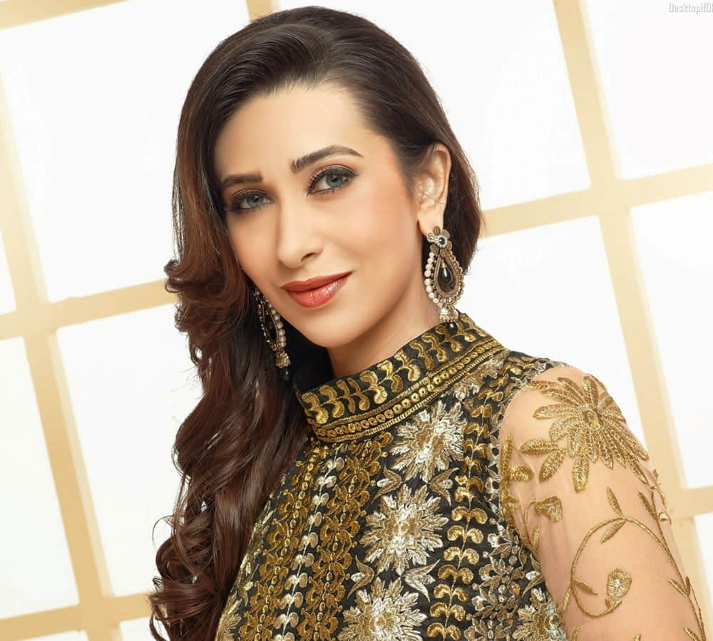 karishma kapoor birthday special story and trouble married life