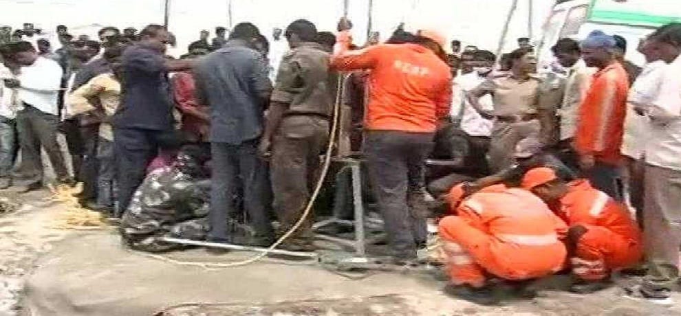 after 58 hours of rescue operation, girl body taken out of the borewell