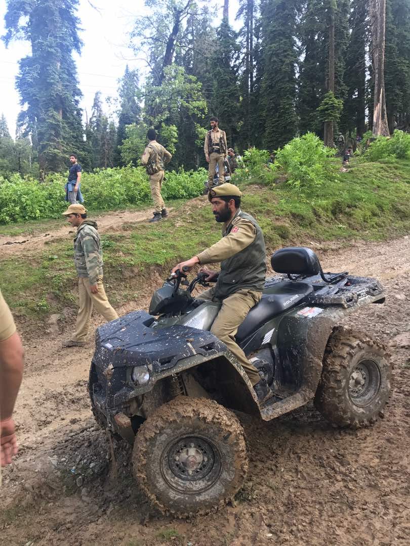 5 died in rope way accident in gulmar