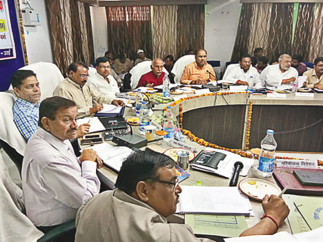 How the DM cracked the officers
