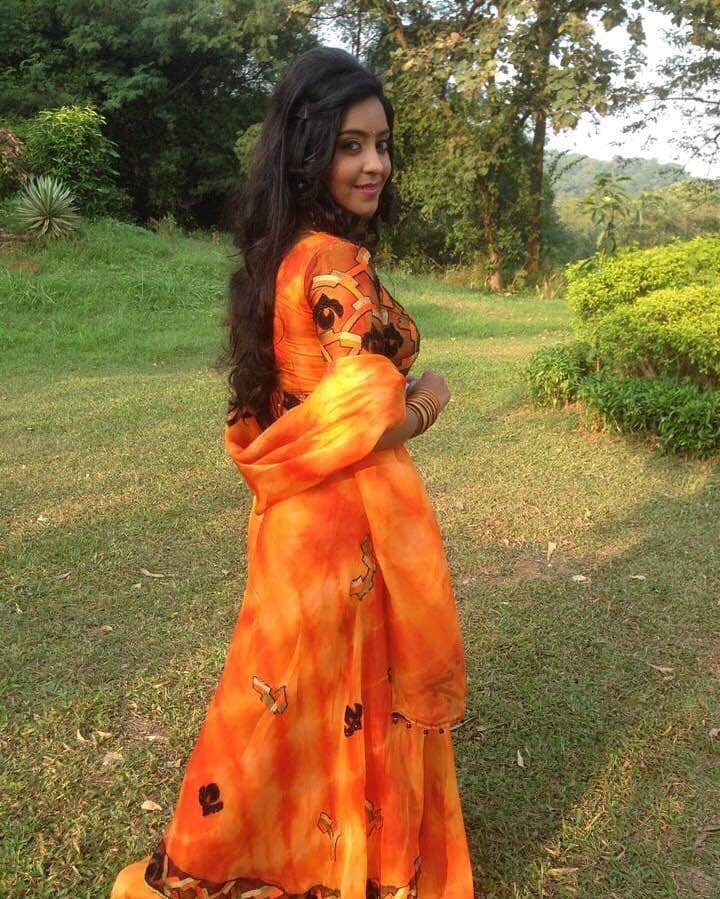 Bhojpuri films Dream Girl Subhi Sharma will soon be seen in Bengali films