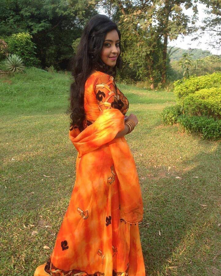 Bhojpuri films Dream Girl Subhi Sharma will soon be seen in Bengali films