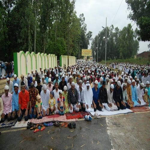 Eid appearing from morning in West UP, see Live Photos