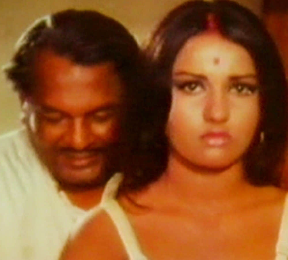 Kisse Shooting Ke, Director Made Reena Roy To Do Intimate Scene In 'Zarurat' Film