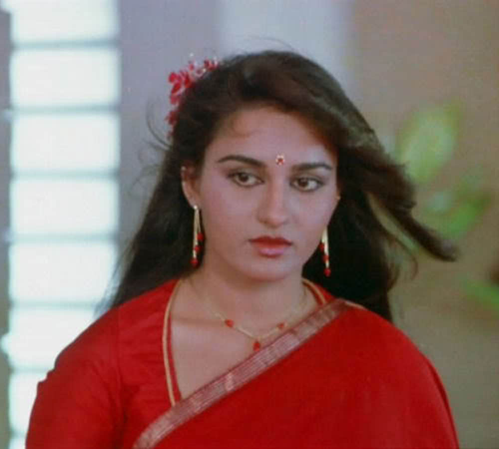 Kisse Shooting Ke, Director Made Reena Roy To Do Intimate Scene In 'Zarurat' Film