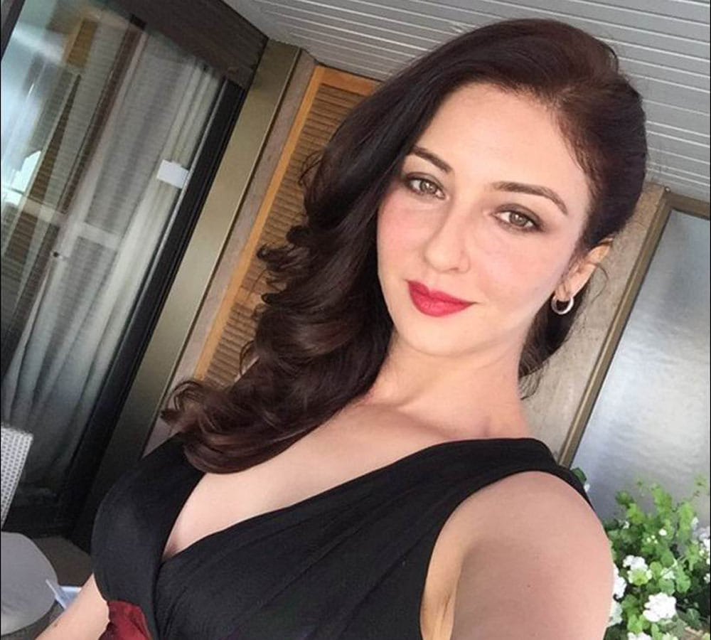 bhabhi ji ghar par hai actress saumya tandon lesser known facts
