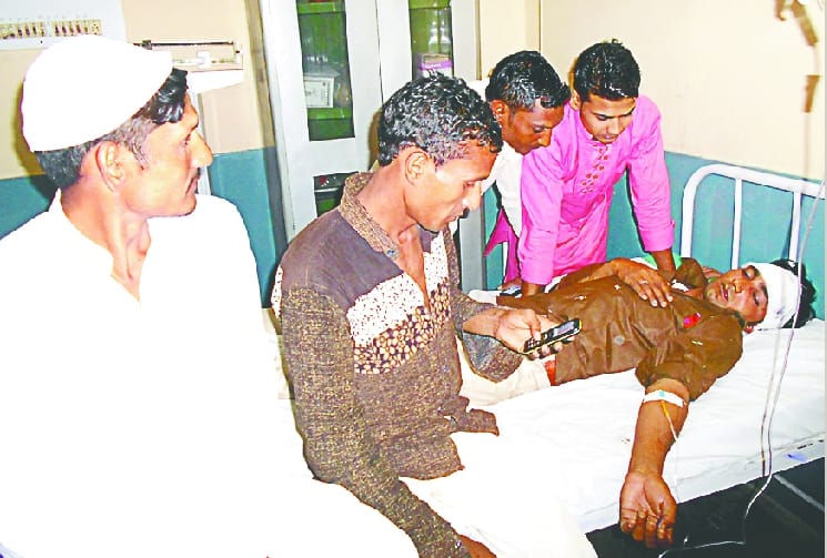 Weapons in conflict, many injured