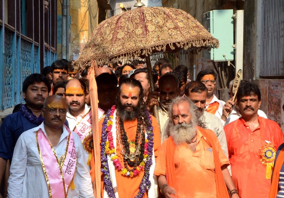 see the photos of kashi ke kotwal