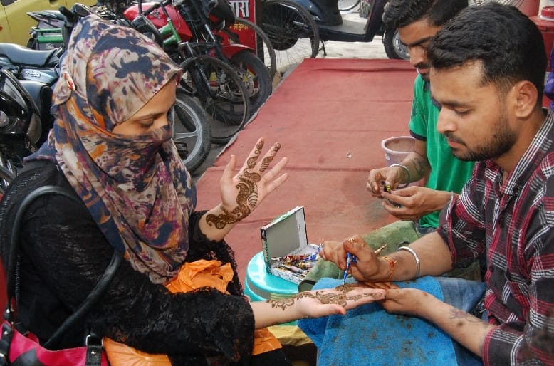 Buzz on the eid market