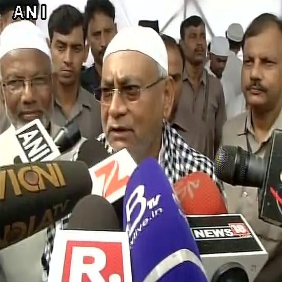 pm modi and other politicians wishes on eid