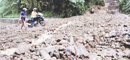 Heavy Rain Woman killed by falling debris