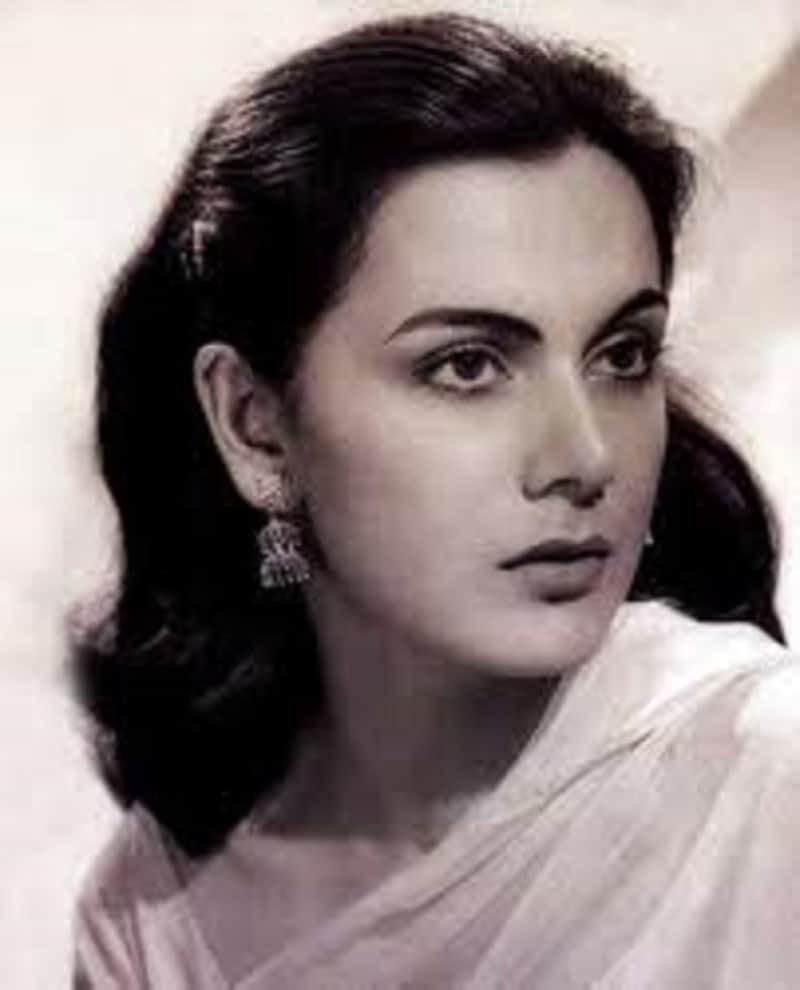 priya rajvansh having relation with chetan anand becomes the famous superstar get brutally murdered 