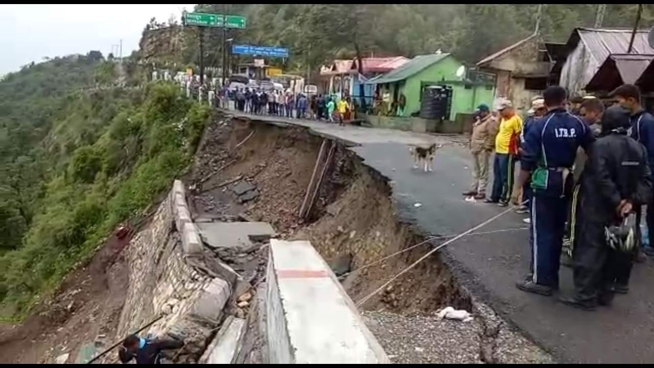 rain killed a girl in mussoorie 