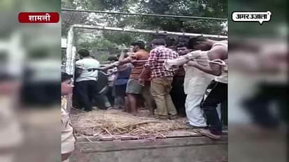 POLICE ARREST 17 SUSPECT ON THE CHARGE OF STONE PILTING ON POLICE IN SHAMLI