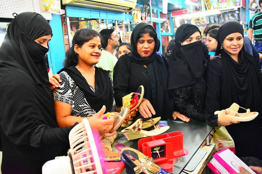 eid 2017-thousands heads got down for sazda of allah in jaipur 