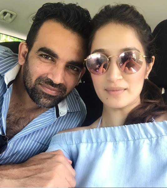 Zaheer Khan enjoying with fiancee Sagarika Ghatge in West Indies