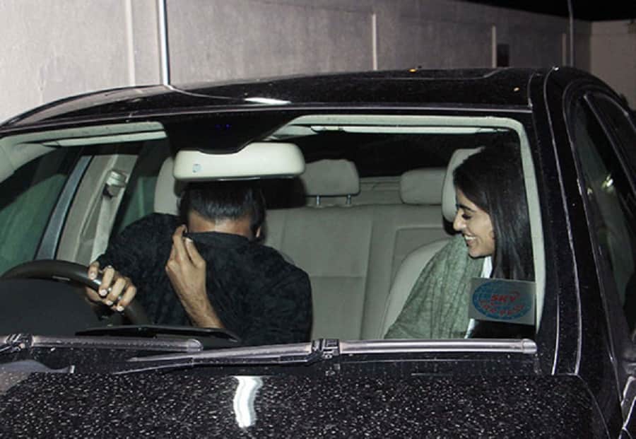 amitabh bachchan grand daughter navya naveli nanda captured with friend ignoring camera 