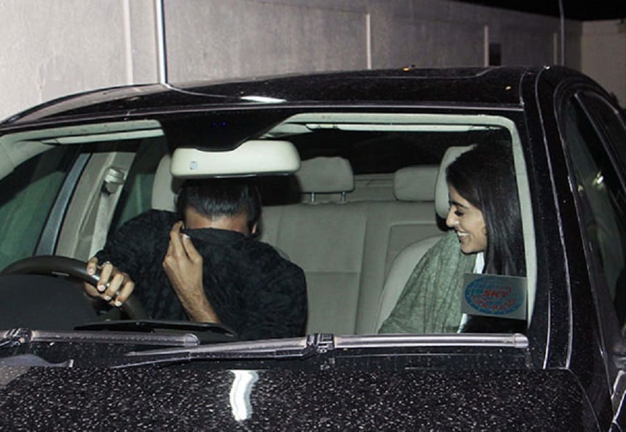 amitabh bachchan grand daughter navya naveli nanda captured with friend ignoring camera 