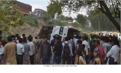 bus fall from bridge in etah left twenty one injured