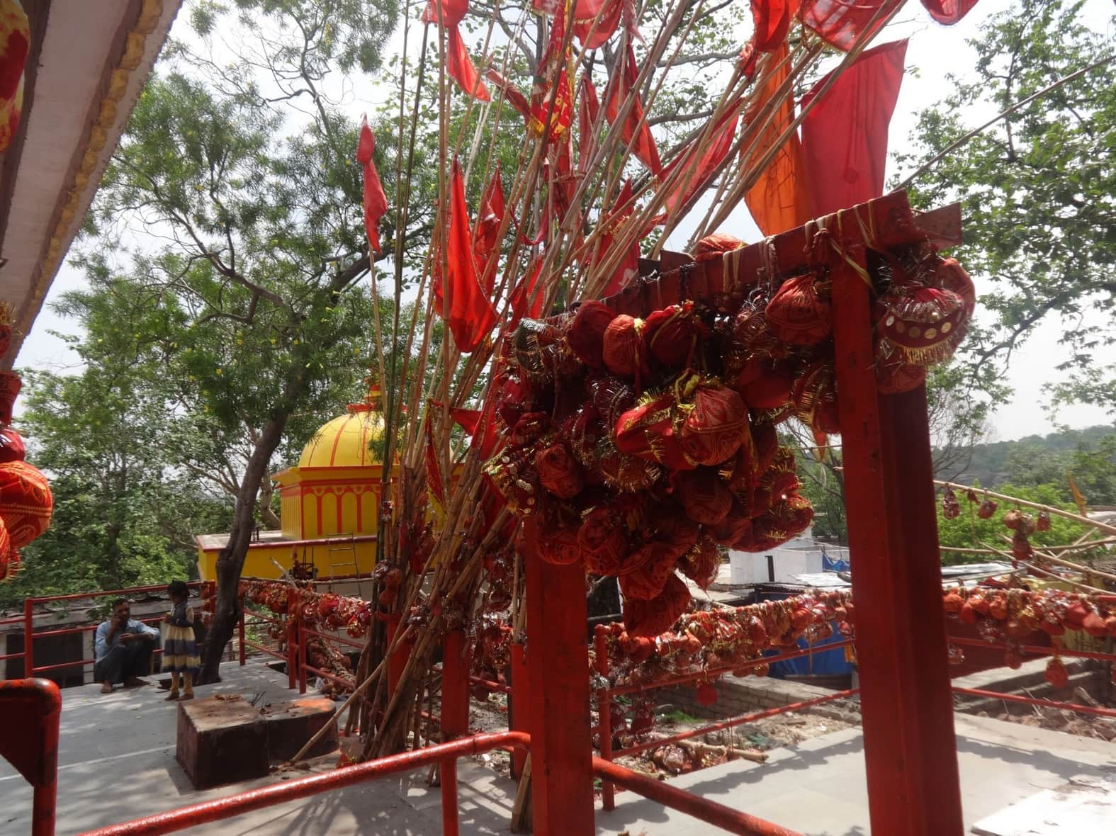sonebhadra hanuman temple is world unique
