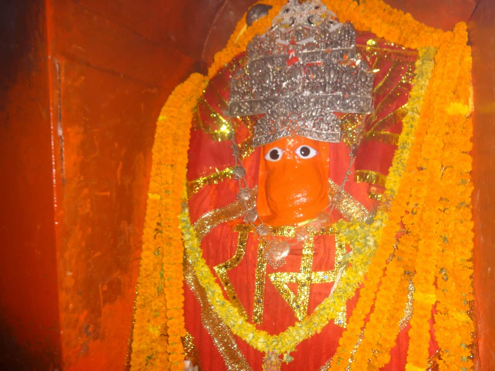sonebhadra hanuman temple is world unique