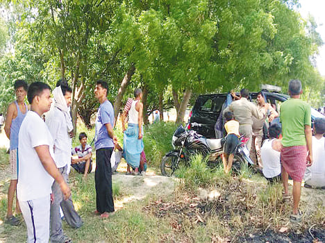 young man hanged himself, blame on relatives