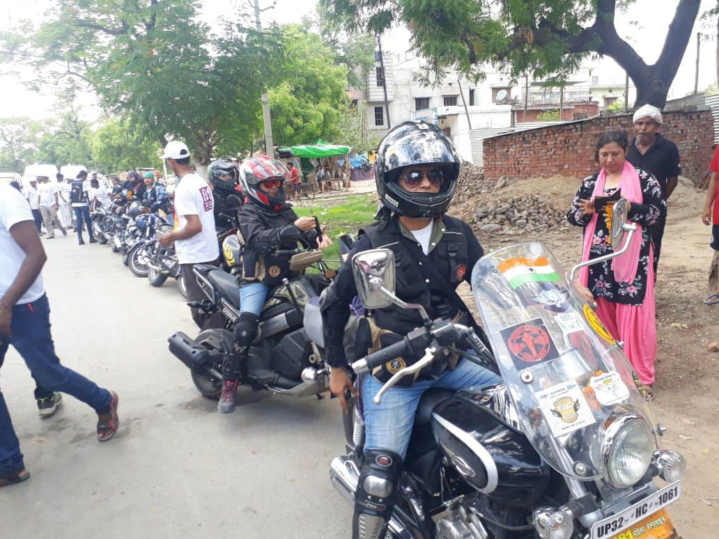 Pallavi Fauzdar  lady bikers rally reach varanasi