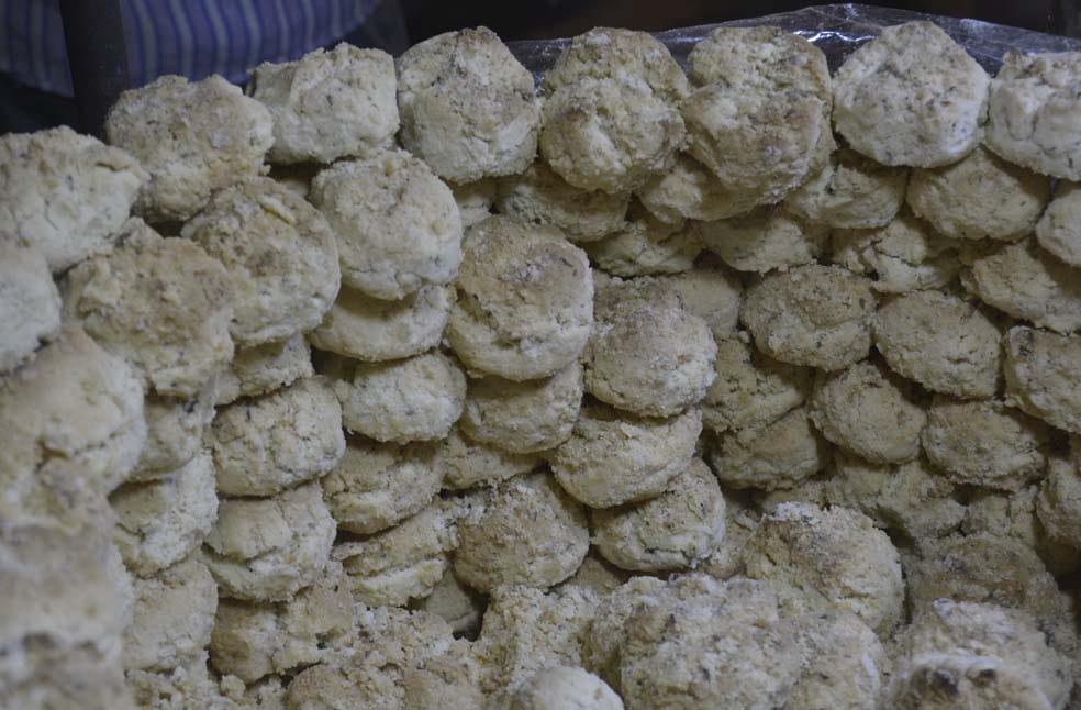varanasi special sweat nankhatai in rathyatra