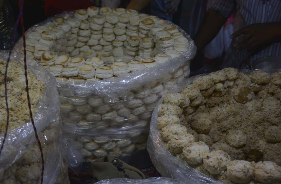 varanasi special sweat nankhatai in rathyatra