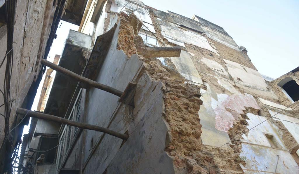 varanasi pakke mahal old buildings are in danger