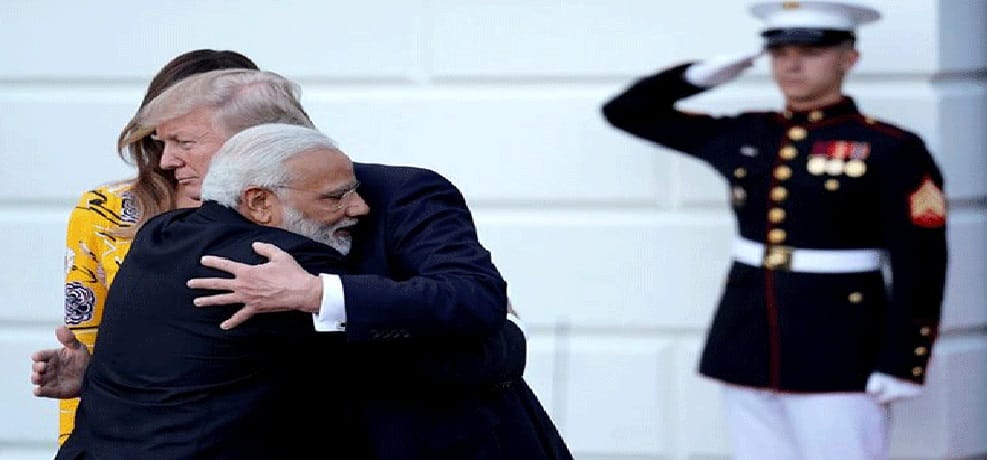 pictures of pm modi and donald trump meeting