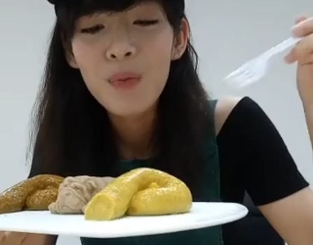 would you like to taste this Poop Shaped Pudding at Thailand Bakery 