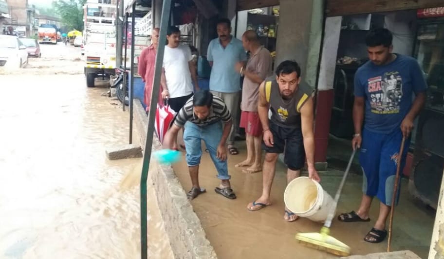Heavy Rainfall in Himachal, Five Person Killed.