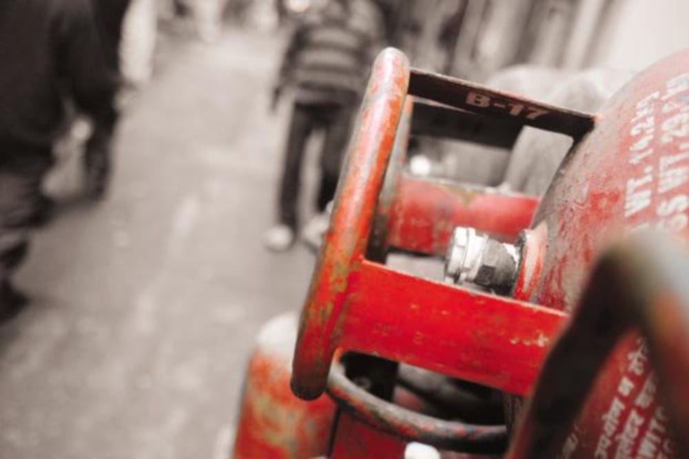 ujjwala yojana free lpg gas connection compulsory term 