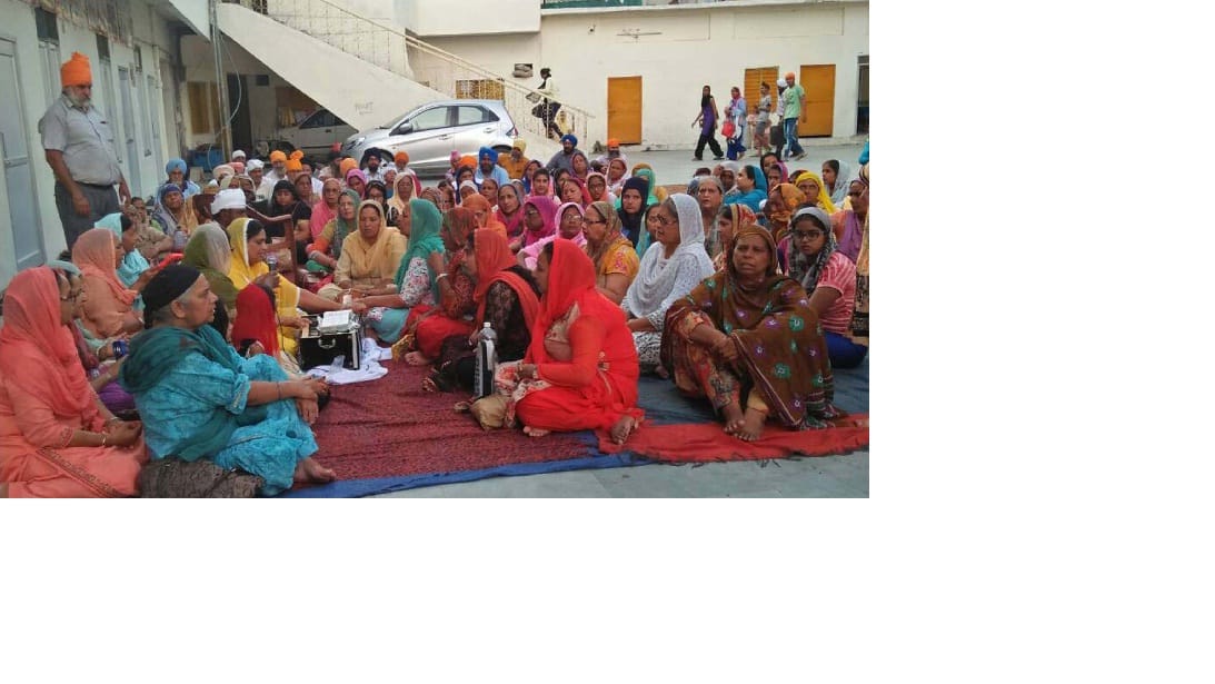 Pilgrims visiting Rita Sahib every day